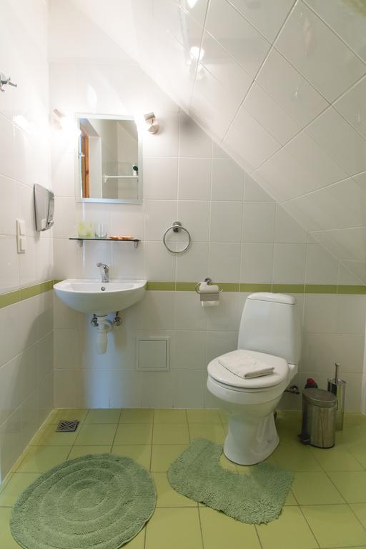 Viesu Maja Janis Hotel Madona Ruang foto