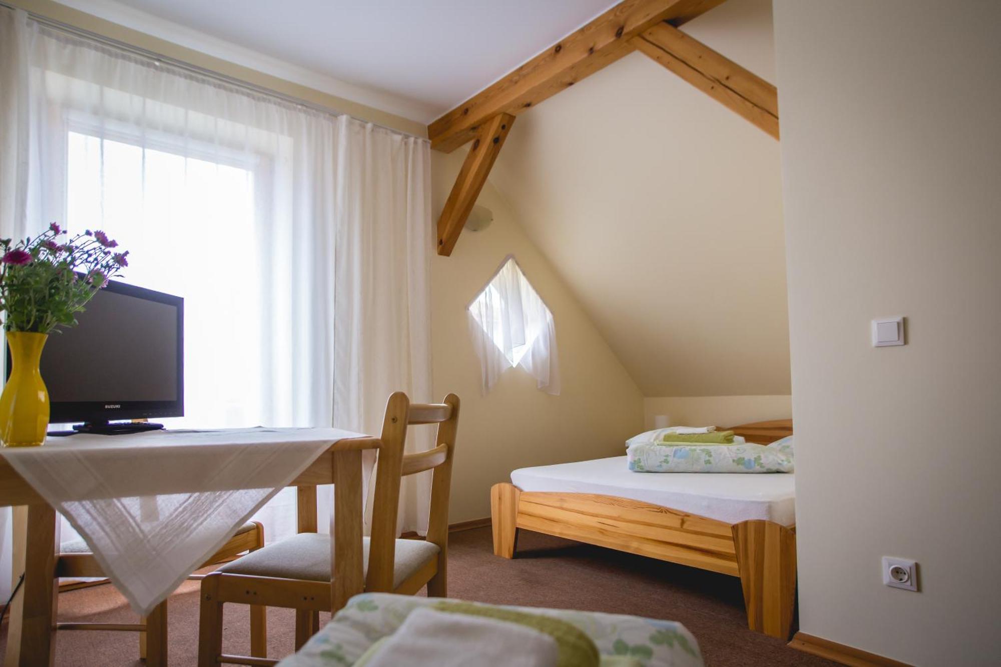 Viesu Maja Janis Hotel Madona Bagian luar foto