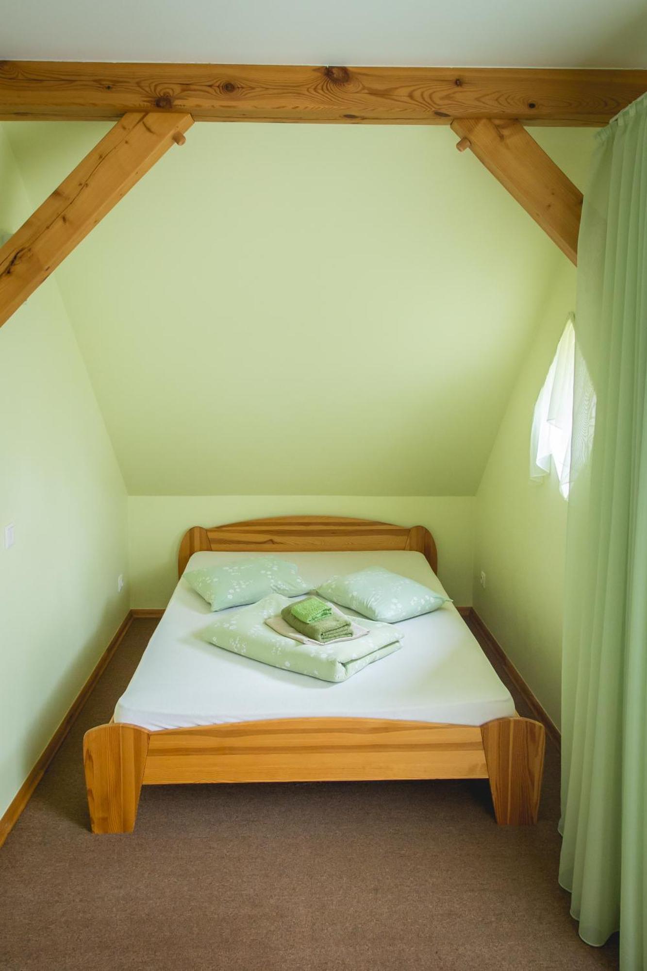 Viesu Maja Janis Hotel Madona Bagian luar foto