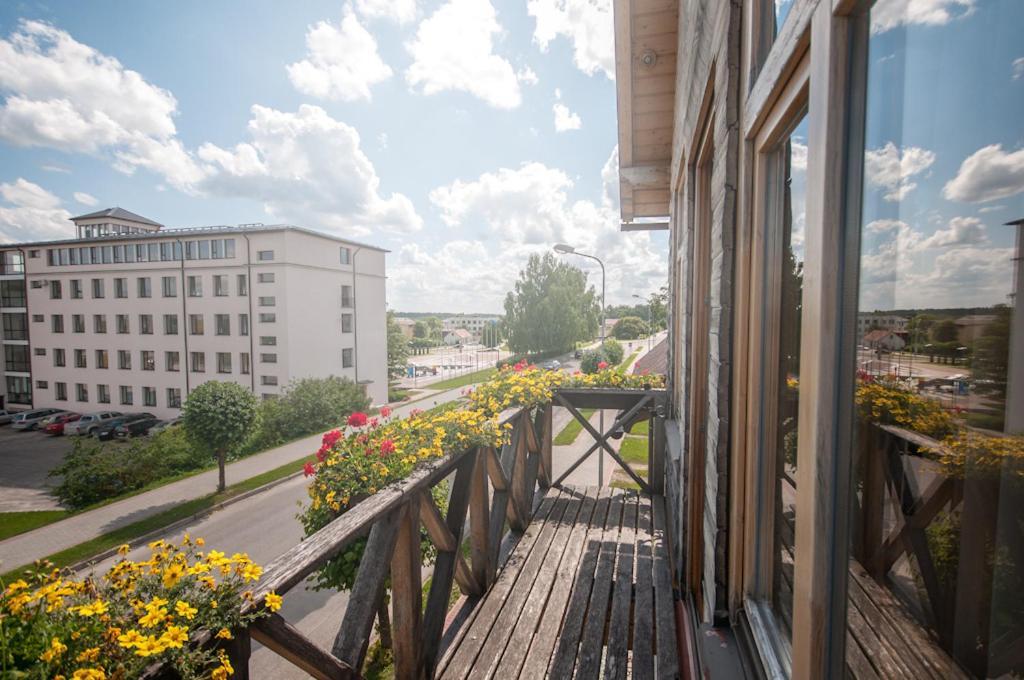 Viesu Maja Janis Hotel Madona Bagian luar foto
